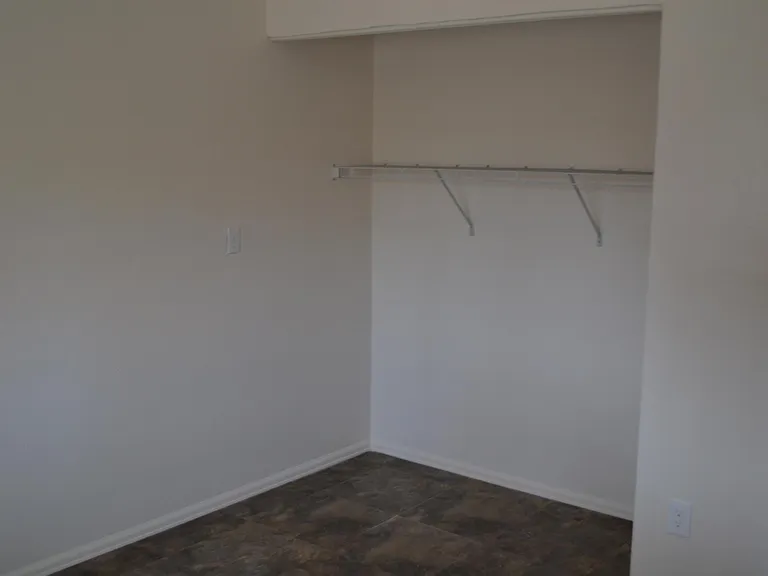528 Campbell Way — Photo 9