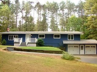286 Riverside Rd, Marquette, MI 49855