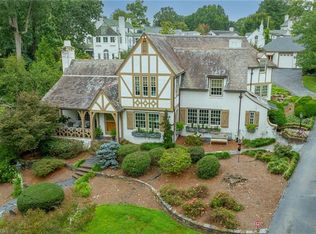 427 Woodbrook Dr, High Point, NC 27262