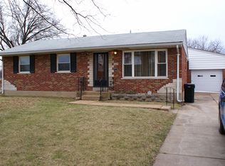413 Tiffany Dr, Saint Louis, MO 63123