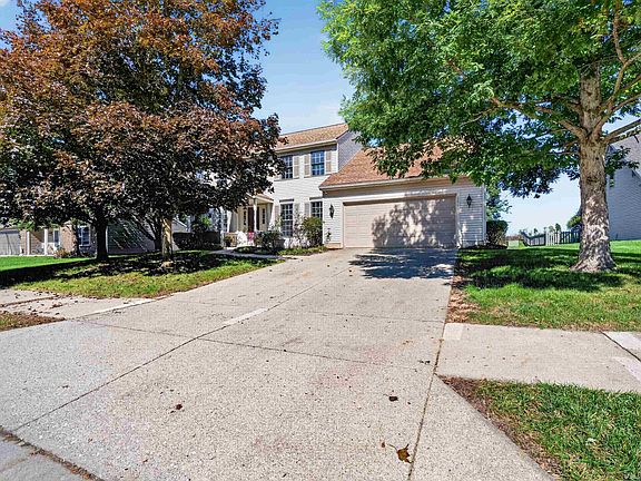 2nd image of 6517 Belle Isle Pl