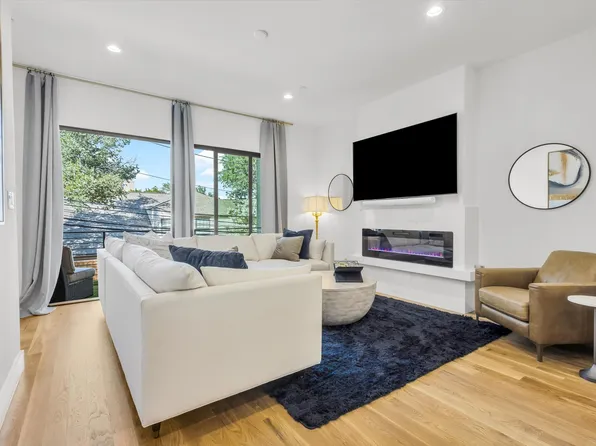 805 Pavillion St Unit 103, Dallas, TX 75204