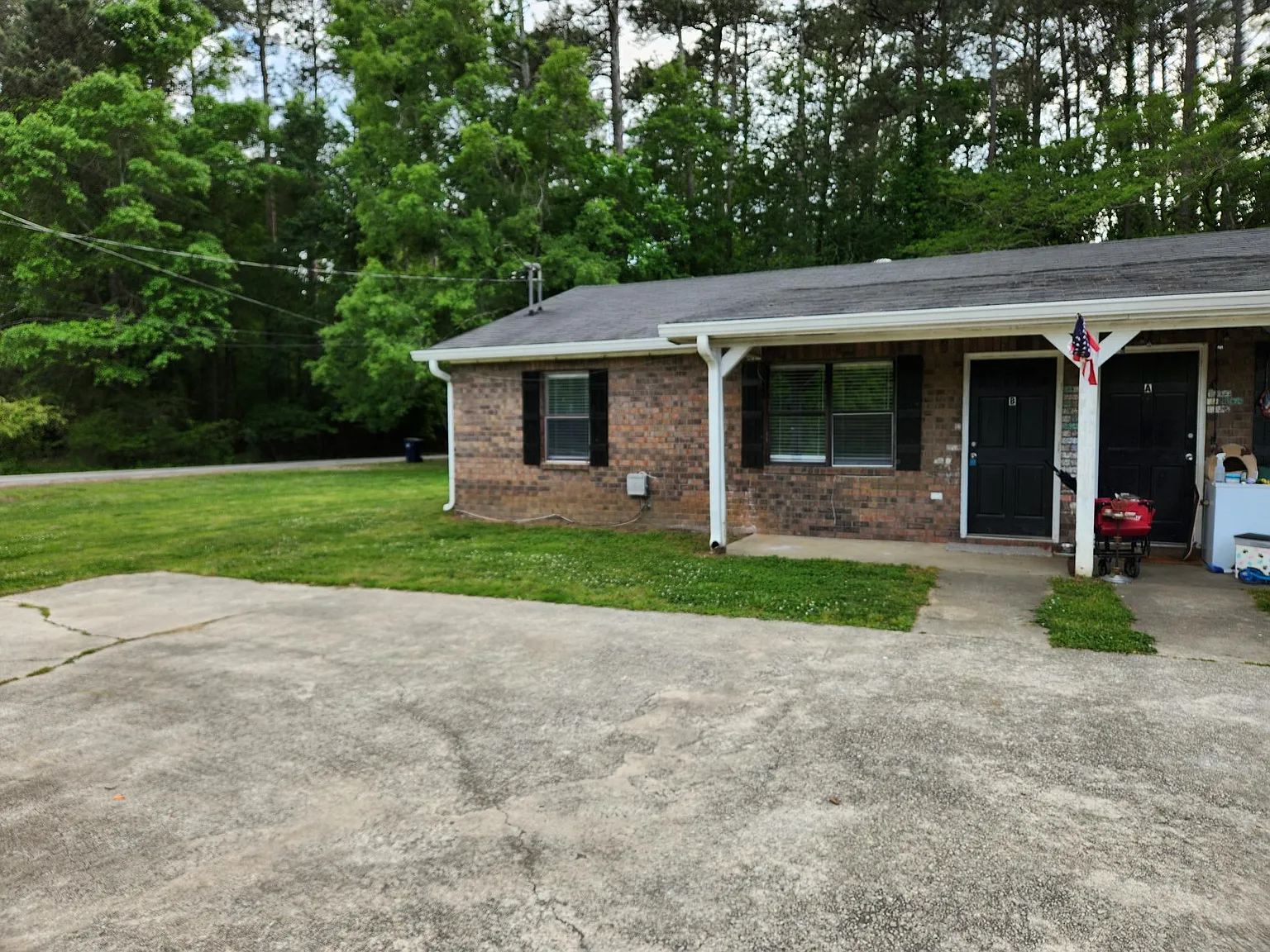 2 bed, 900 sqft, $1,325 — Photo 2