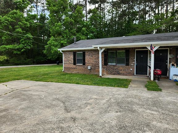 2nd image of 488 Arnold Ln #B
