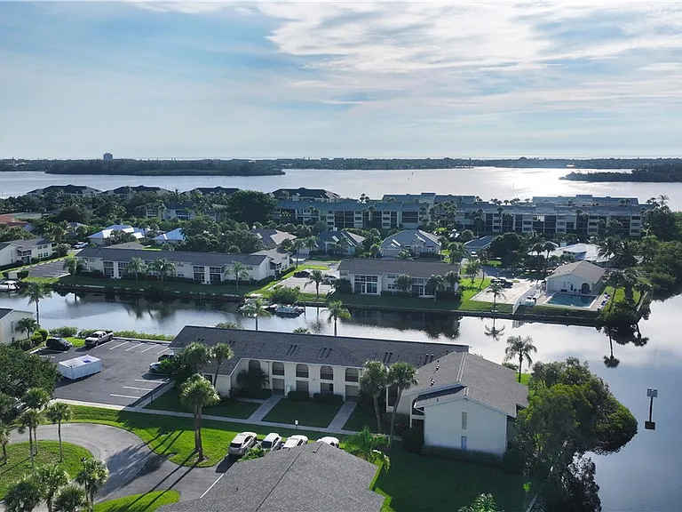 1830 Robalo Dr #B102 — Photo 30