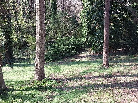 2nd image of 621 Hammond Dr
