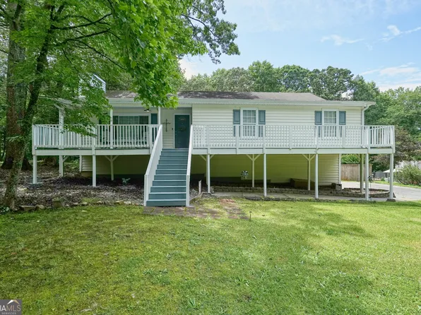 6223 Emerald Springs Dr SE, Acworth, GA 30102