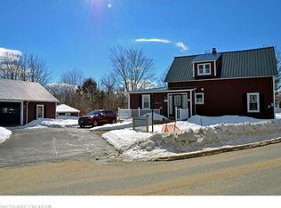 57 Tremont St, Paris, ME 04271