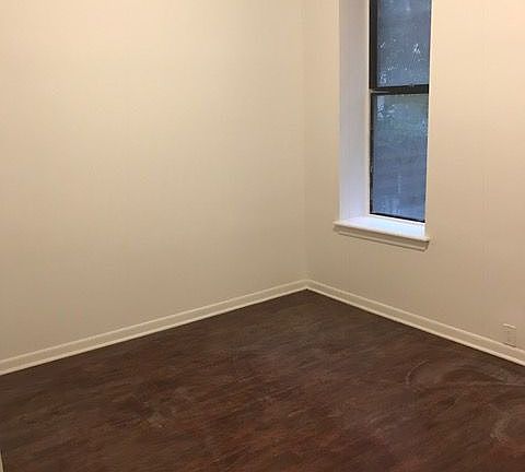 4th image of 353 W 117th St APT 1E