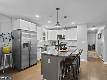 5th image of 6811 Eilerson St