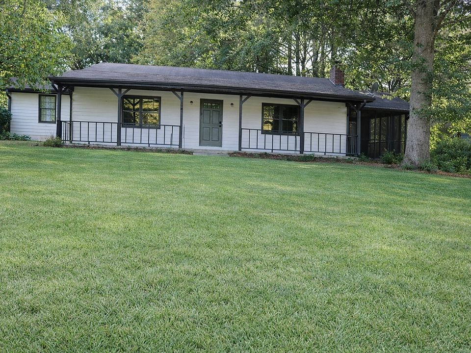 1st image of 30 Fairfield Dr