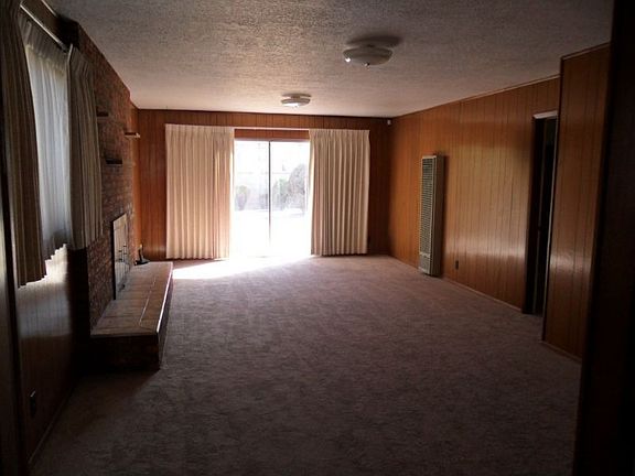 4th image of 1412 Buena Vista Dr SE