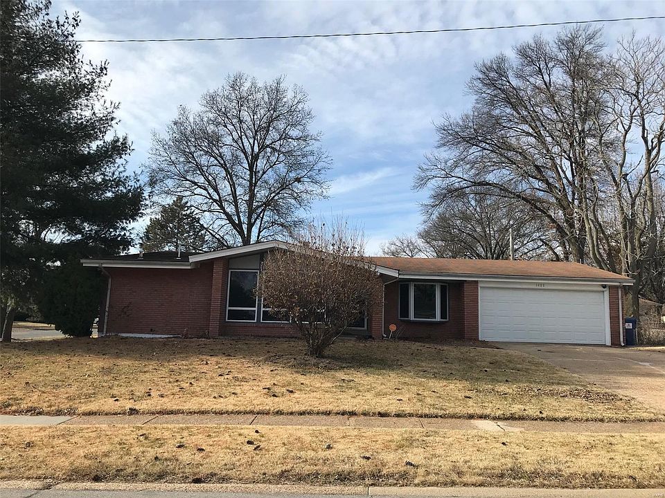 1st image of 1425 Aintree Dr