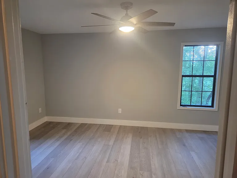 2270 Sparrow Ridge Dr NE — Photo 3
