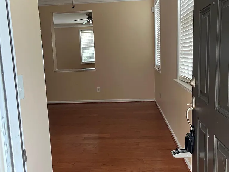 2017 Remington Oaks Cir — Photo 4