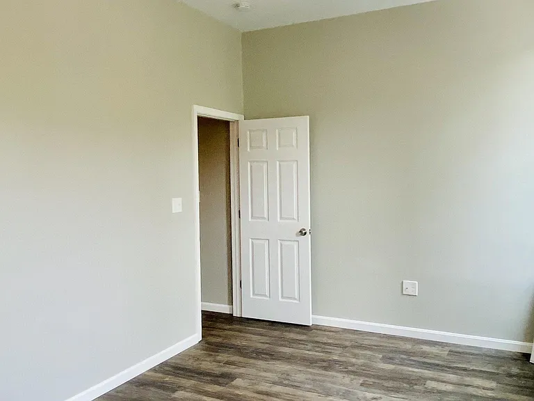 628 N Carrollton Ave — Photo 21