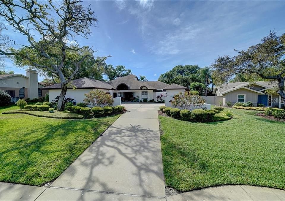1st image of 14110 Kensington Oak Pl
