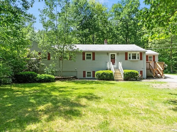 423 New West Townsend Rd, Fitchburg, MA 01462