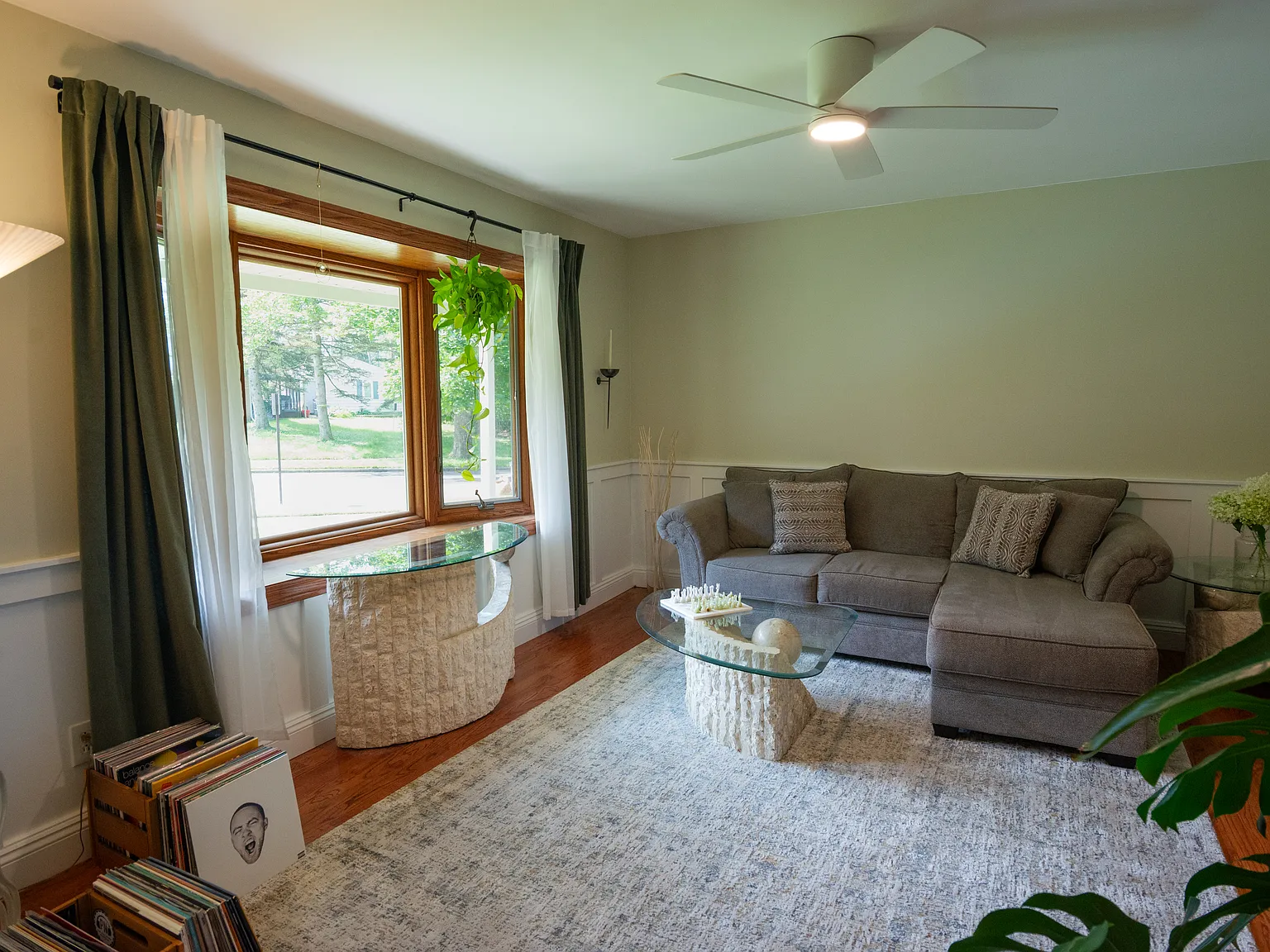 3 bed, 1428 sqft, $3,500 — Photo 3
