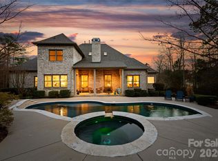 9200 Unbridle Ln, Waxhaw, NC 28173