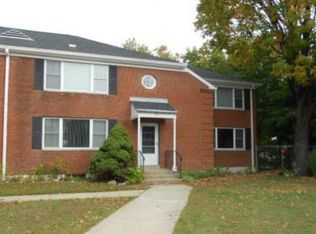 84 Oakview Cir UNIT 203, Bridgeport, CT 06605