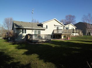 1320 33rd St NW, Rochester, MN 55901