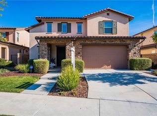 448 Bloomfield Pl, Camarillo, CA 93012