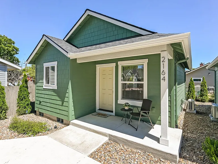 Cottages at Laurel — Photo 30
