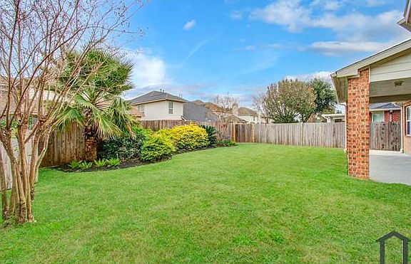 2nd image of 6607 Boxwood Brg #1