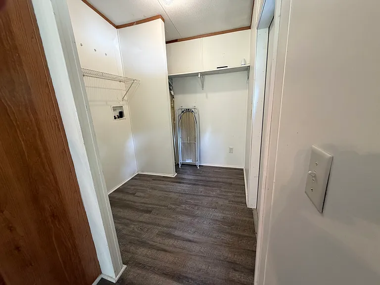 3905 Bolding Rd — Photo 10