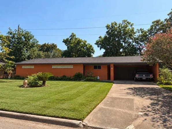 1903 Evergreen Ln, La Marque, TX 77568