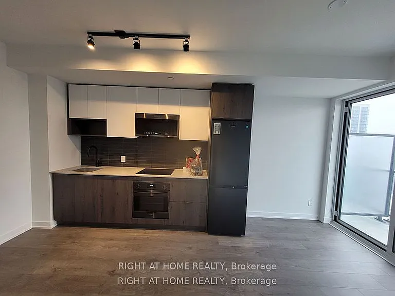 5 Defries St #2210 — Photo 5