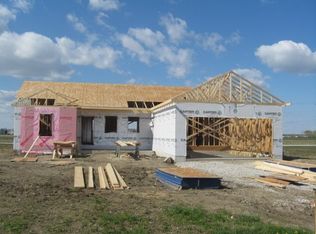 6584 Alexander Dr, Walbridge, OH 43465