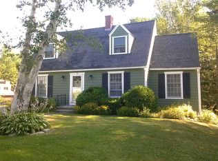 12 Marine St, Winterport, ME 04496