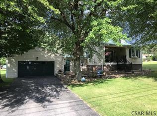 210 Spruce St, Windber, PA 15963