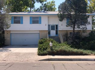 9104 James Ave NE, Albuquerque, NM 87111