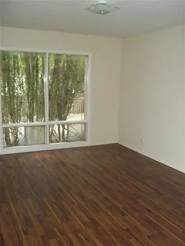 5320 Balcones Dr #A — Photo 3
