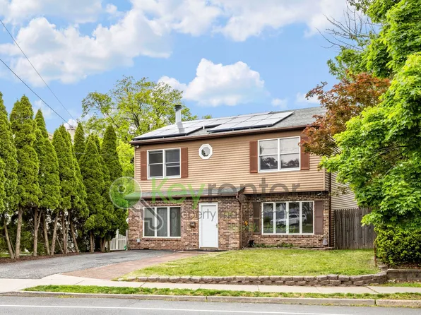 755 Spring Valley Rd, Maywood, NJ 07607