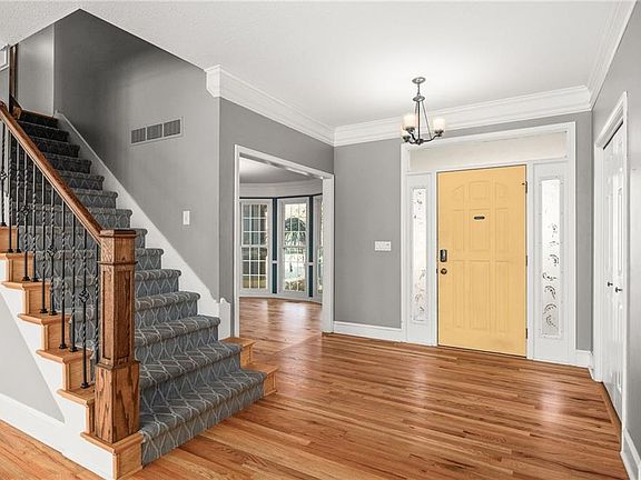 3rd image of 2605 NE 78th St