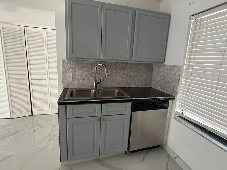 9142 Sabal Palm Cir — Photo 5