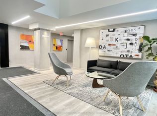 225 Davenport Rd #202, Toronto, ON M5R3R2