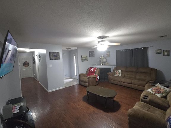 5th image of 586 Wylie Dr