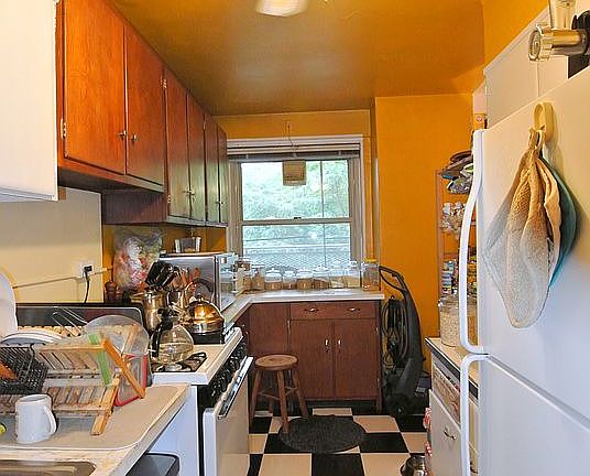 5th image of 80 La Salle St APT 7G