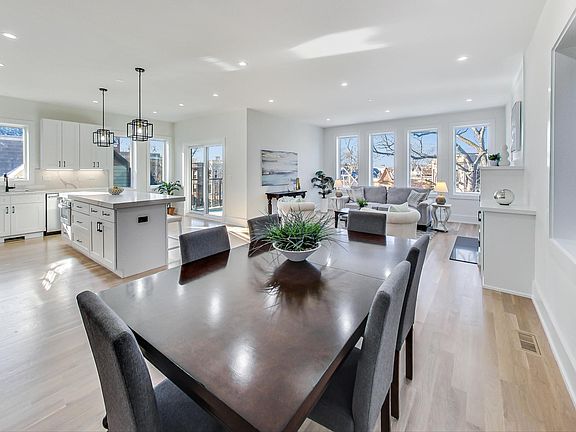3rd image of 3329 W Division St #2