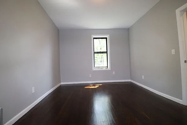 Rented by Bruma Realty LLC | media 10