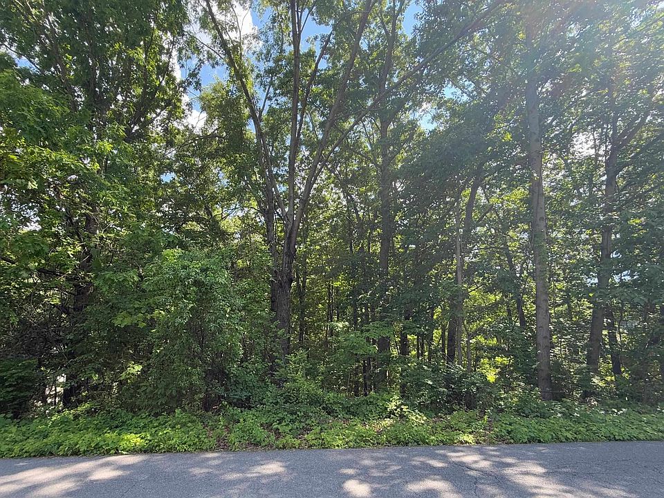 2nd image of 1235 Sherwood Dr