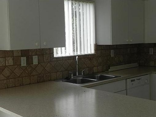 4th image of 1966 SE 3rd Dr #0
