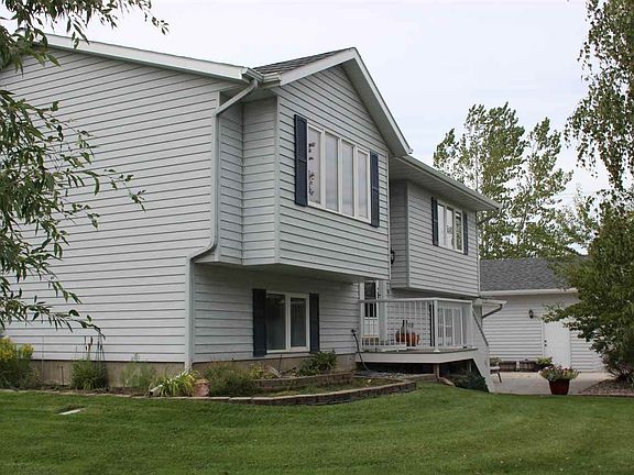 2nd image of 3525 Birkland Dr