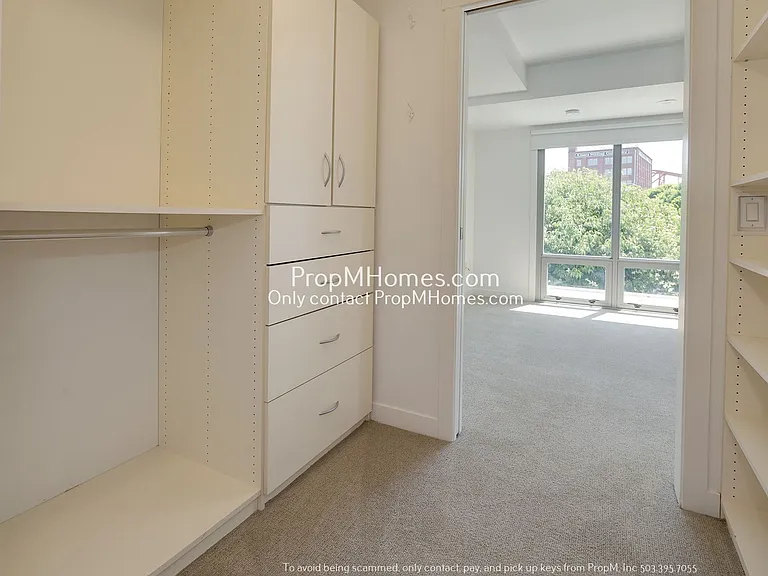 1260 NW Naito Pkwy #210 — Photo 14