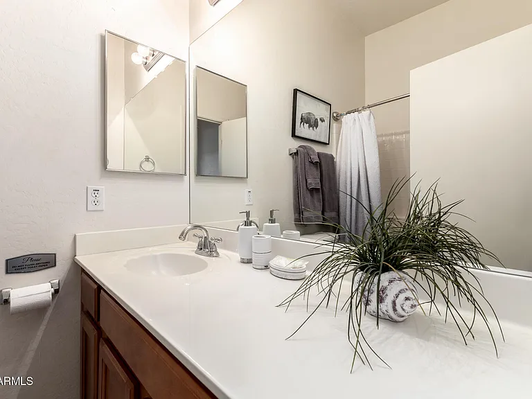 2250 E Deer Valley Rd #15 — Photo 24